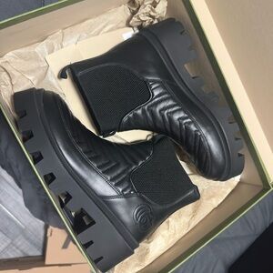 Gucci Black Quilted Ankle Boots